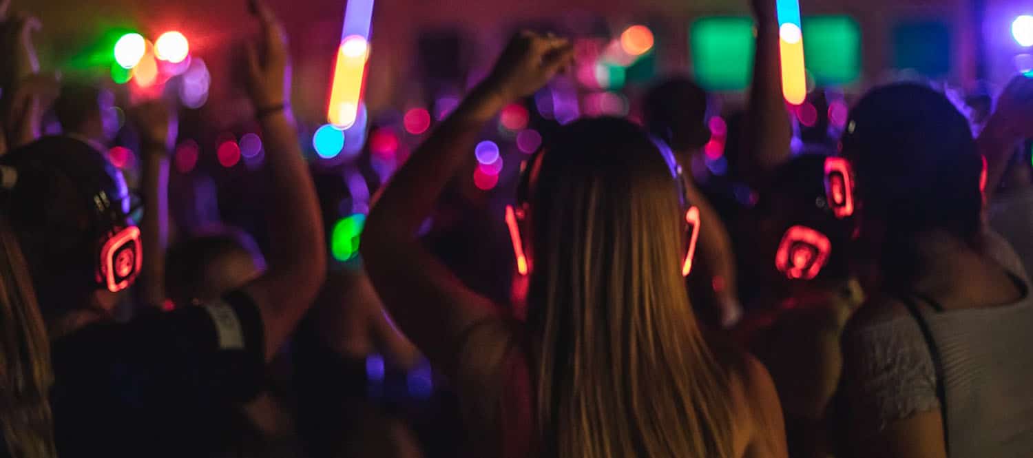 Cos’è la silent disco Wat is silent disco?