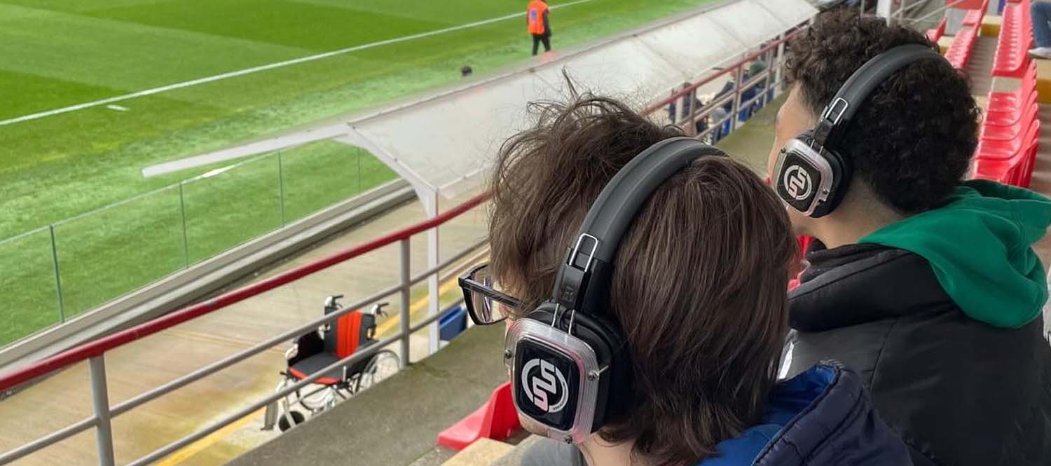 telecronaca-cuffie-stadio Silentsystem en de Associazione Marcotti Osvaldo voor toegankelijke sport