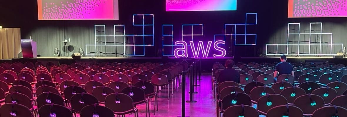 AWS Summit AWS Summit Milano - RF-audiosysteem en draadloze koptelefoons van Silentsystem in Fiera Milano Rho